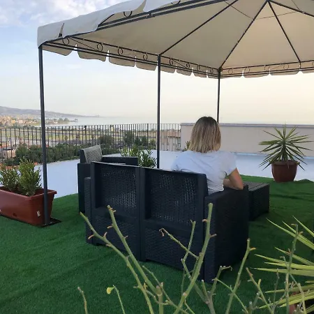 L'essenza Bed & Breakfast 4*