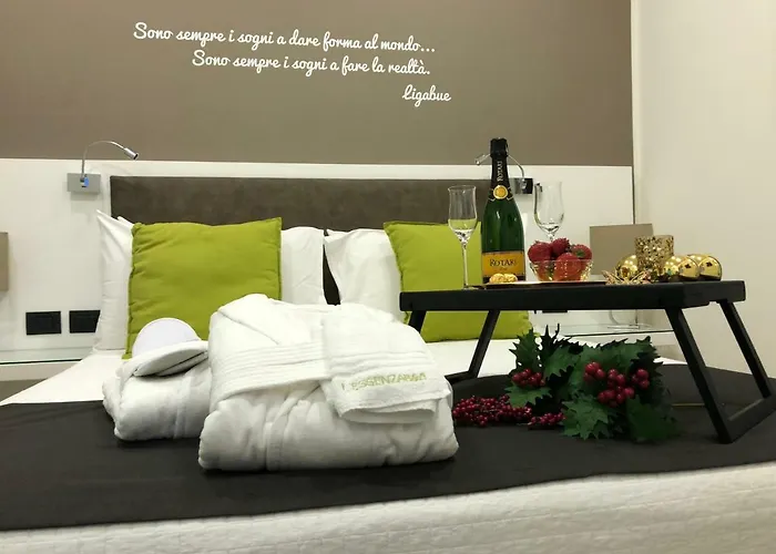 住宿加早餐酒店 L'essenza 雷焦卡拉布里亚