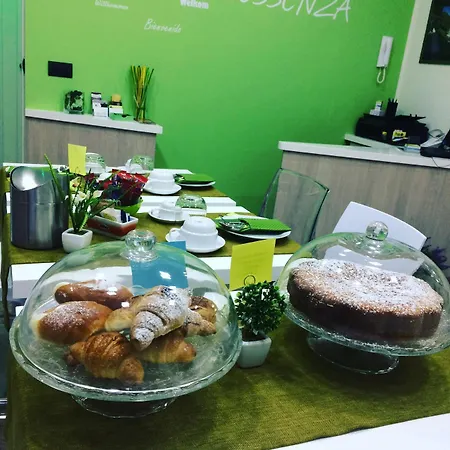 Oda ve Kahvaltı L'essenza Reggio di Calabria